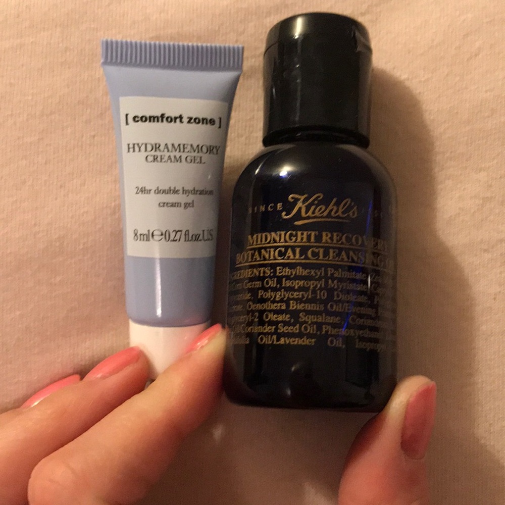 Kiehl’s Midnight Recovery Botanical Cleansing Oil